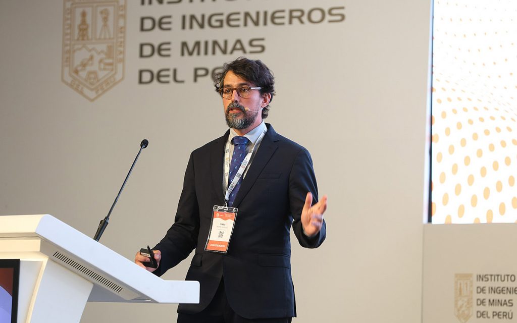 salares-norte-gold-fields-proexplo2025