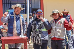 Remate-al-martillo-Chinosiri-1