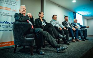 muestreo-y-control-de-calidad-2025-conferencias-magistrales-panel-inteligencia-artificial