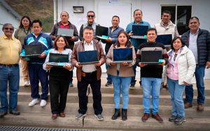 antamina-donacion-de-laptops
