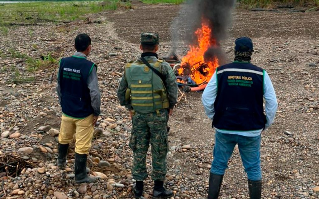 marina-de-guerra-mineria-ilegal