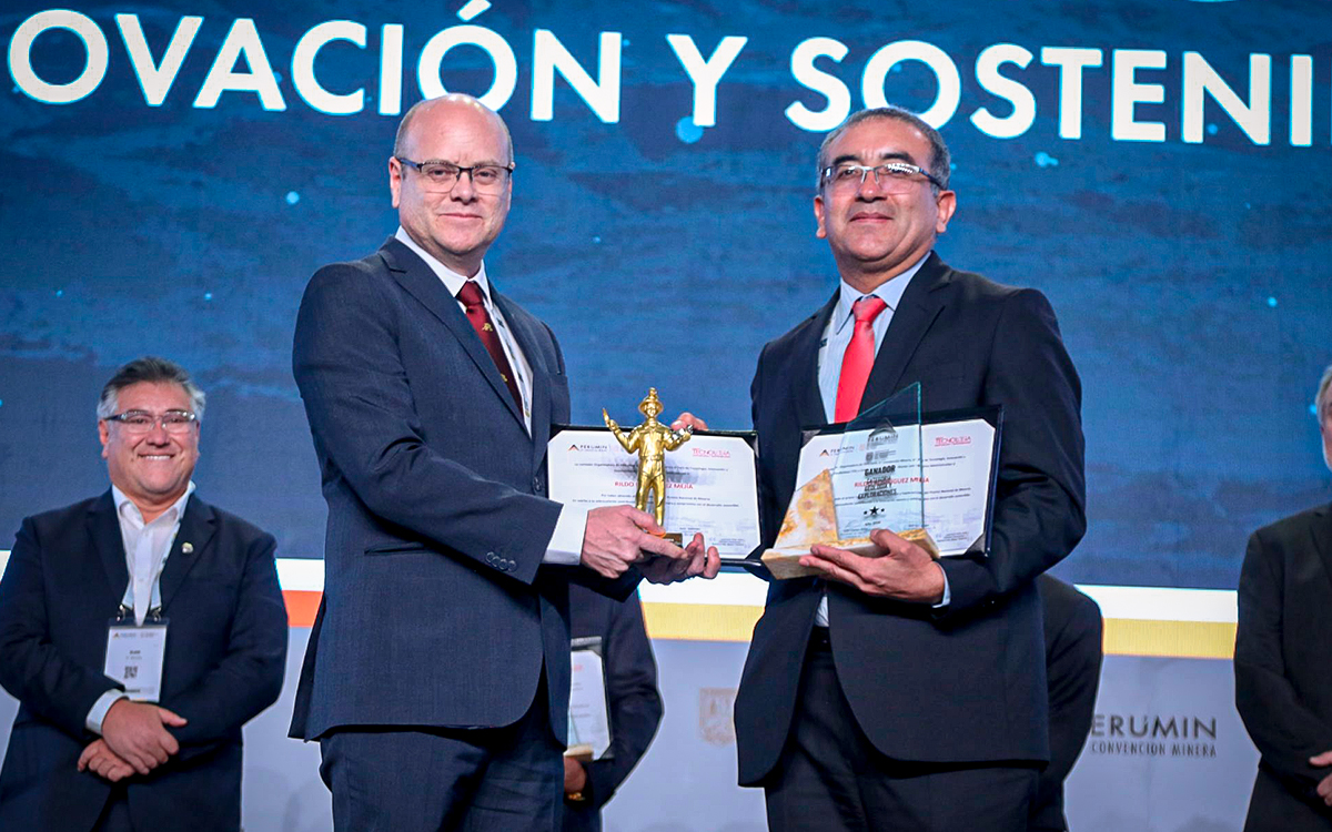 rildo-rodriguez-premio-nacional-de-minería-perumin