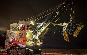 ferreyros-pala-gigante-cat