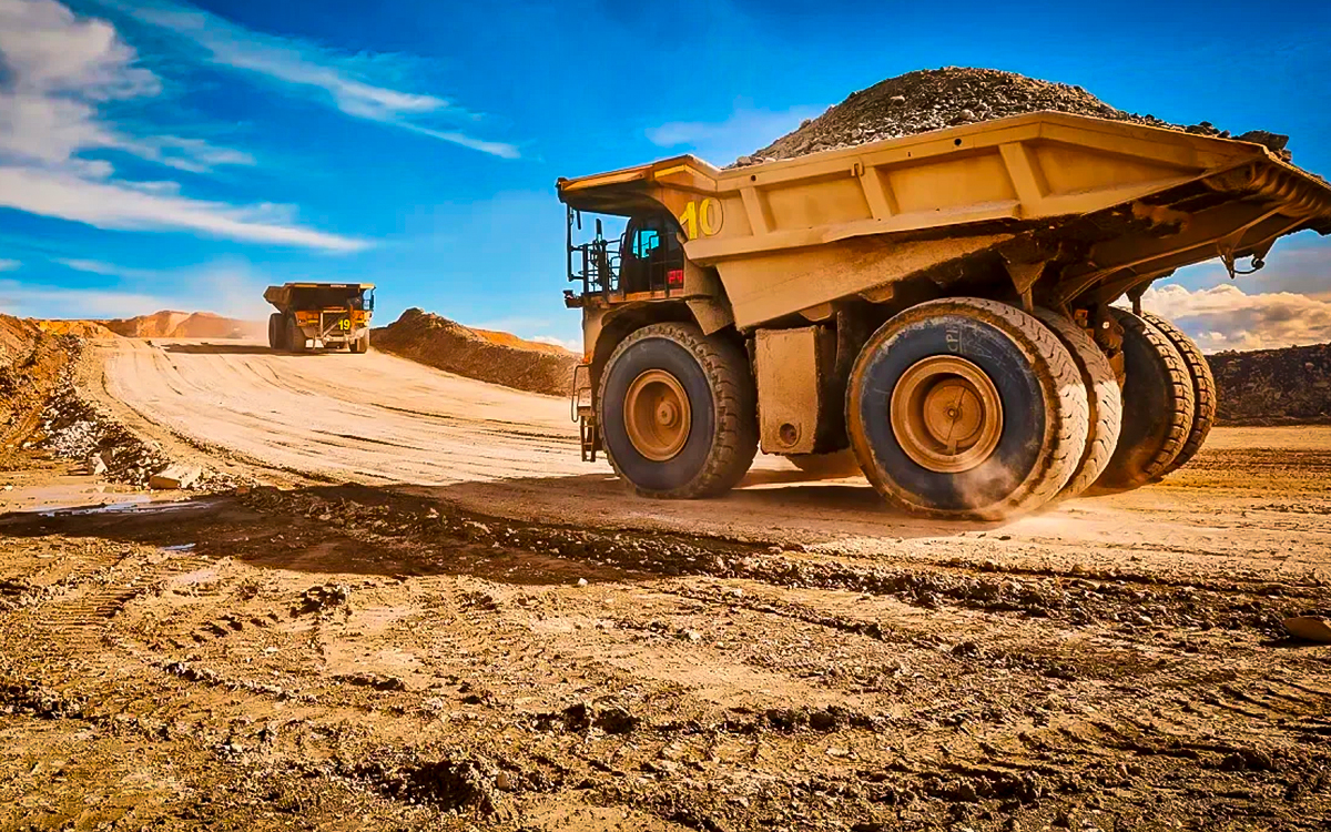 hudbay-mina-constancia-oro-cobre