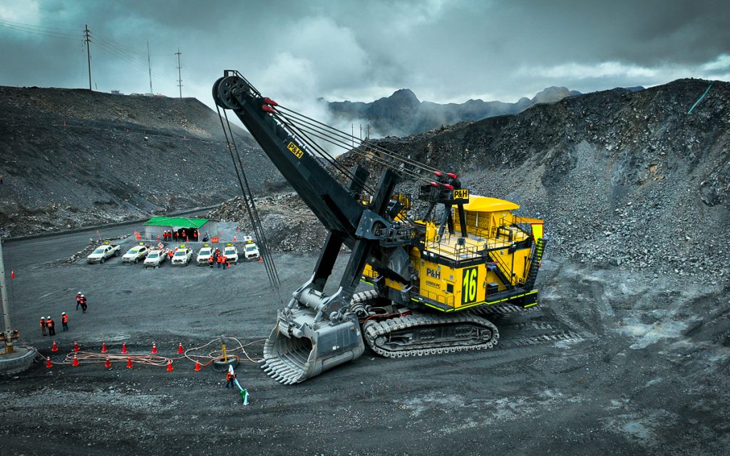 antamina-pala-mas-grande-del-mundo-komatsu-mineria-del-peru