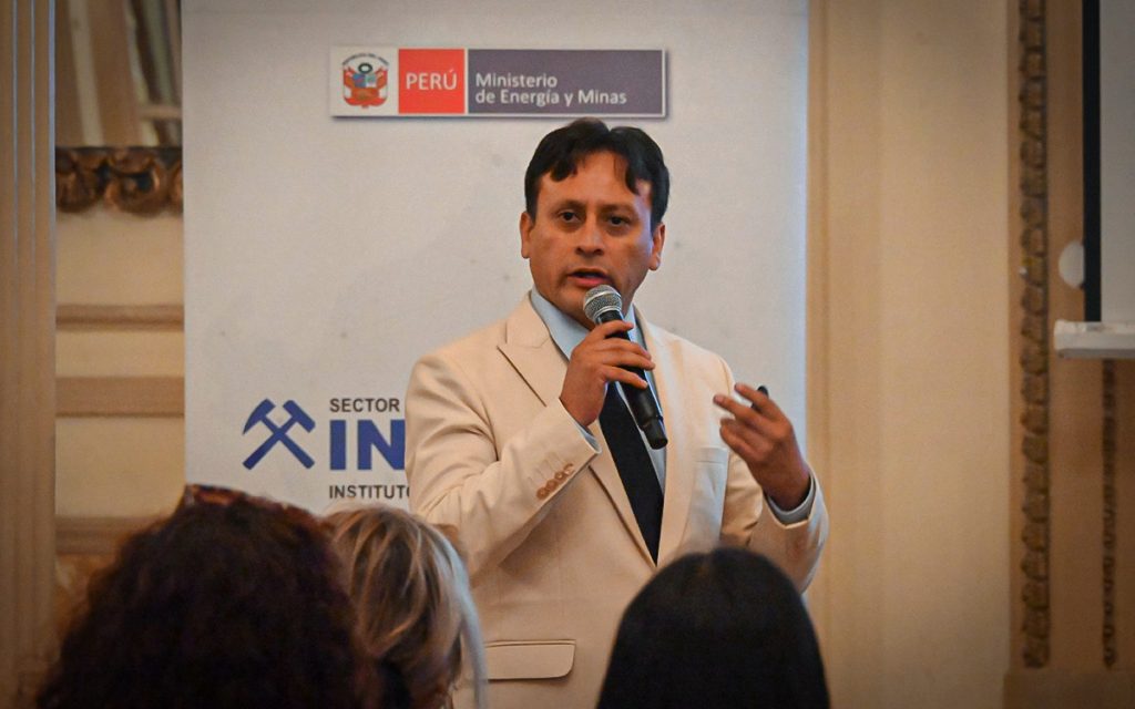 ingemmet-litio-grafito