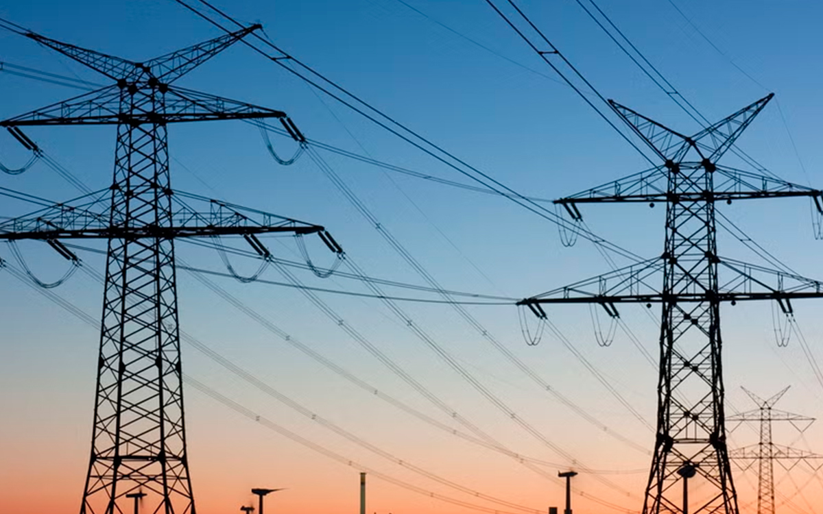 reducir-emisiones-de-co2-obliga-al-peru-a-acelerar-la-electrificacion-y-modernizar-su-red-electrica