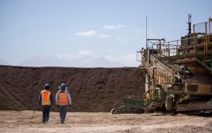 reflexiones-para-fortalecer-la-competitividad-minera-en-peru-sobre-la-base-de-la-experiencia-chilena