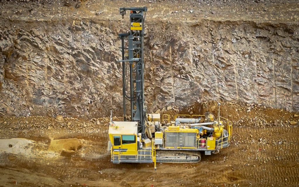 summa-gold-maquinaria-epiroc-tecnologia