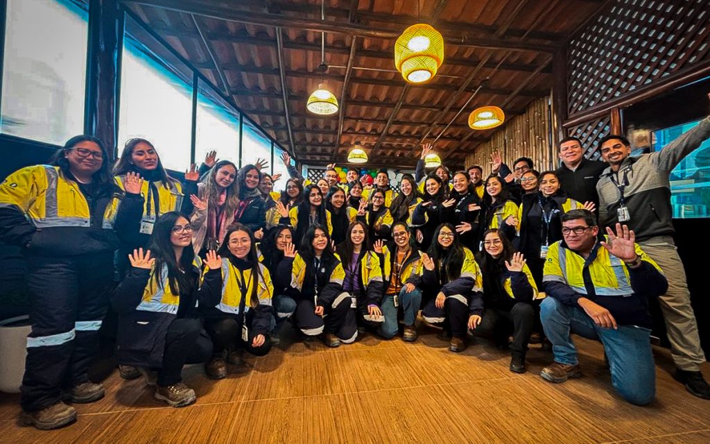 gold-fields-dia-del-practicante