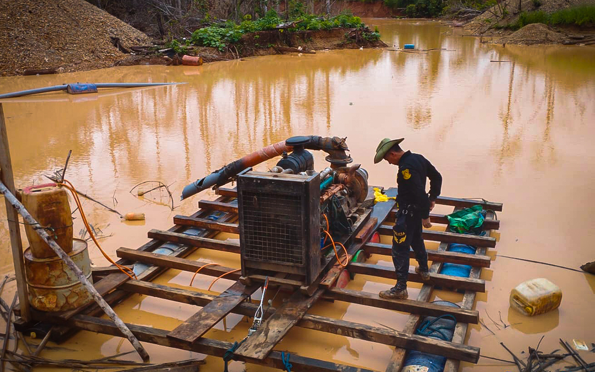 madre-de-dios-pnp-mineria-ilegal