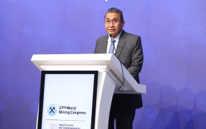 ministro-de-energia-y-minas-proyecta-inversiones-mineras-en-2026