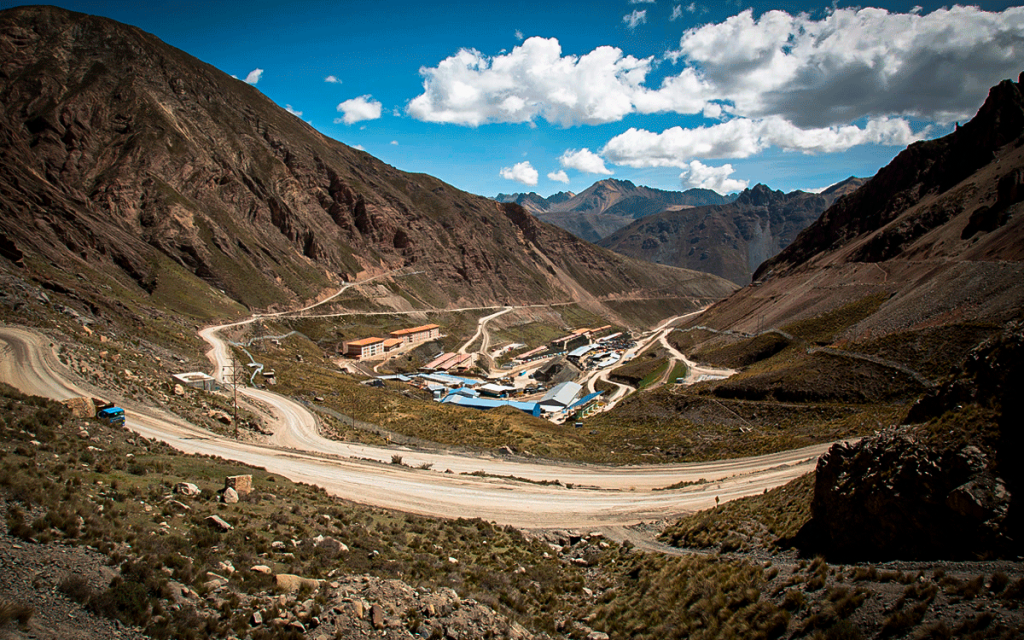 alpayana-canada-magna-mining