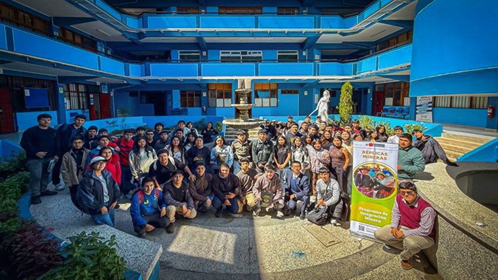 ancash-minem-fortalecio-conocimiento-sobre-la-actividad-minera-en-estudiantes-universitarios