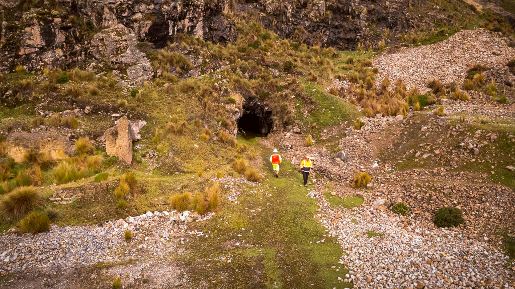 Titiminas Silver reporta leyes de hasta 8.29% de molibdeno en el proyecto Madre Sierra
