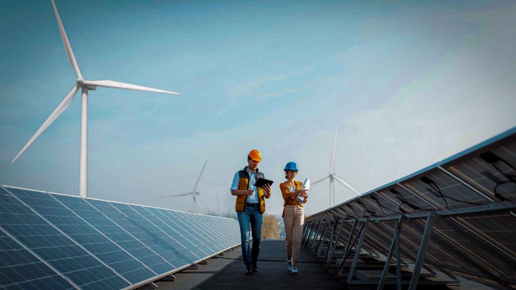 ABB invierte en LevelTen Energy para impulsar el suministro de energía limpia.