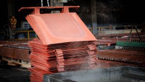 Precio del cobre alcanzaría un promedio de US$ 5.95 la libra en 2026, según Cochilco.