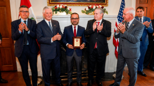 Southern Copper celebra 30 años cotizando en la Bolsa de Nueva York durante una ceremonia de reconocimiento.