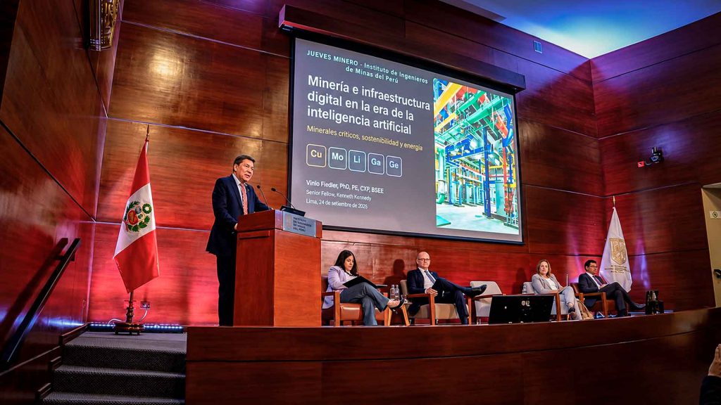 Centros de datos e infraestructura tecnológica para inteligencia artificial que impulsan la demanda de minerales.