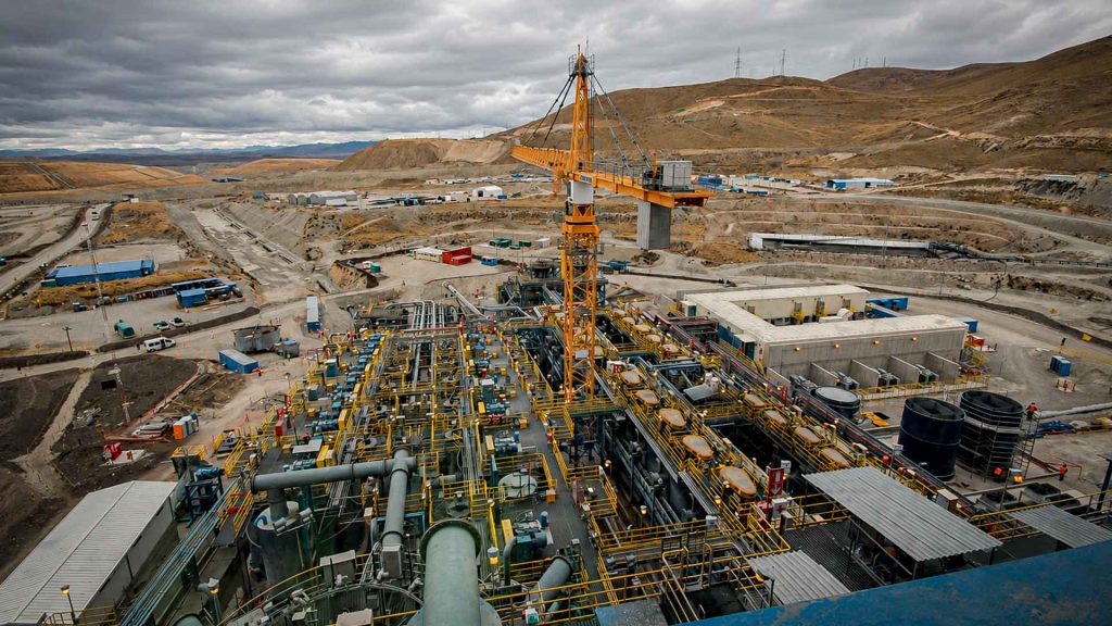Inversión minera superaría US$ 20,000 millones e impulsaría crecimiento económico de 4% al 2030