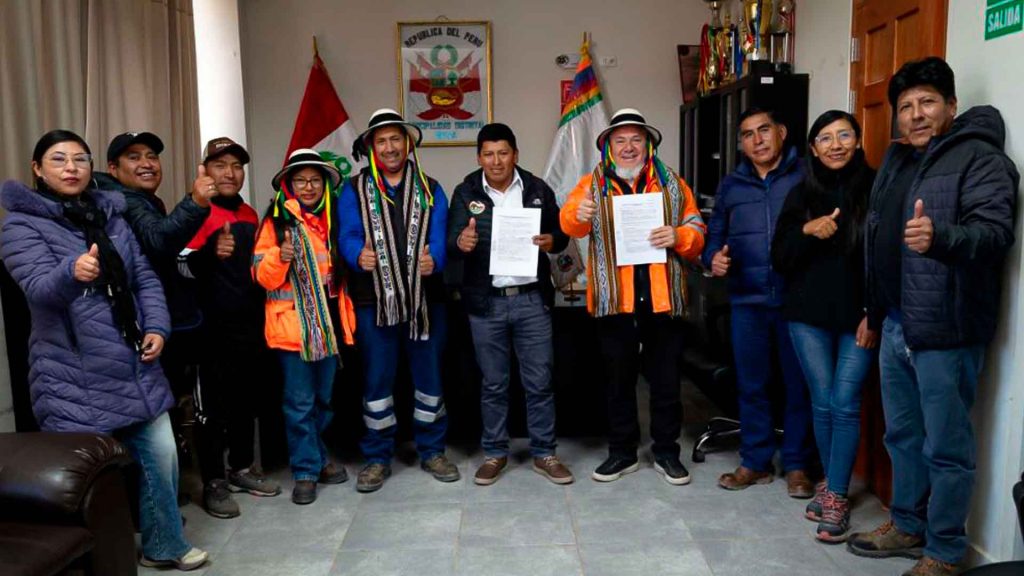 Las Bambas aportará S/ 500 mil para mejorar el servicio educativo en Yuricancha