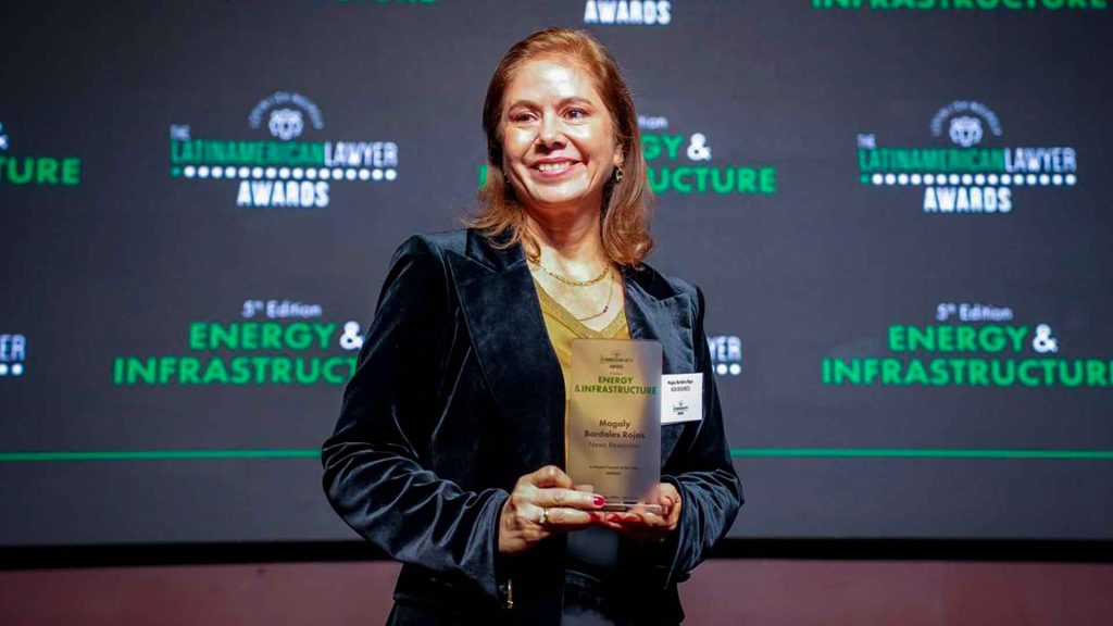 Magaly Bardales de Nexa Resources Perú recibe el premio In-House Counsel of the Year – Mining 2026