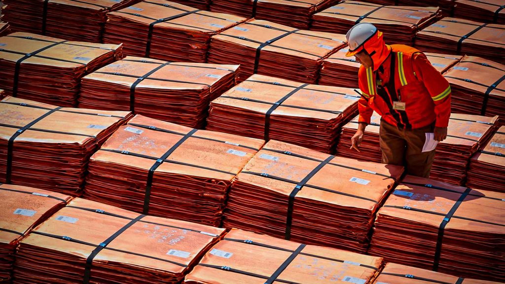 Precio del cobre alcanza récord histórico de US$ 14,533 ante temores de escasez