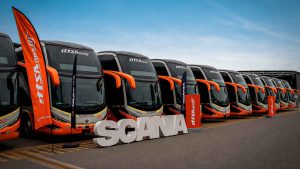 Scania Perú entrega 16 buses K450 a ITTSA para sus rutas interprovinciales
