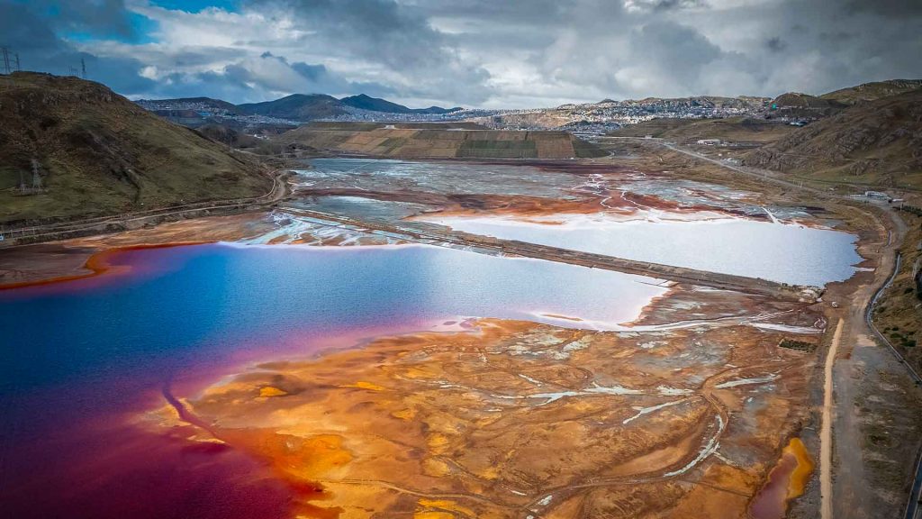 Vista del depósito de relaves de Quiulacocha, en Pasco, cuyo reaprovechamiento fue adjudicado por AMSAC a Cerro de Pasco Resources.