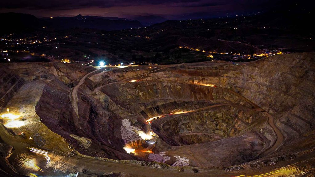 Proyectos mineros en Perú ante el crecimiento de la demanda de minerales estratégicos hacia 2040.