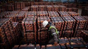 Exportaciones mineras del Perú vinculadas a la producción y comercialización de cobre y oro
