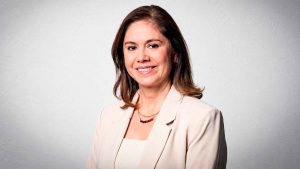 Magaly Bardales, directora del IIMP, destaca los desafíos para retener el talento femenino en la minería peruana.