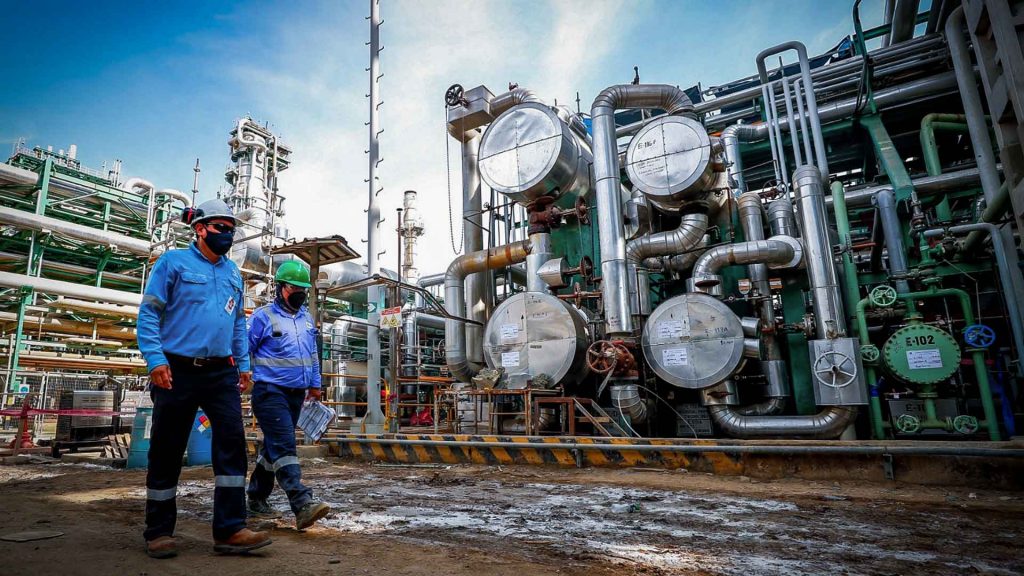 Vista de las instalaciones de la Refinería de Talara de Petroperú