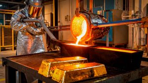 Producción de oro en Perú registra una caída de 12.8% en agosto de 2026, mientras La Libertad lidera la producción nacional.