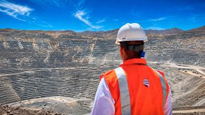Instalaciones de una operación minera de Southern Copper